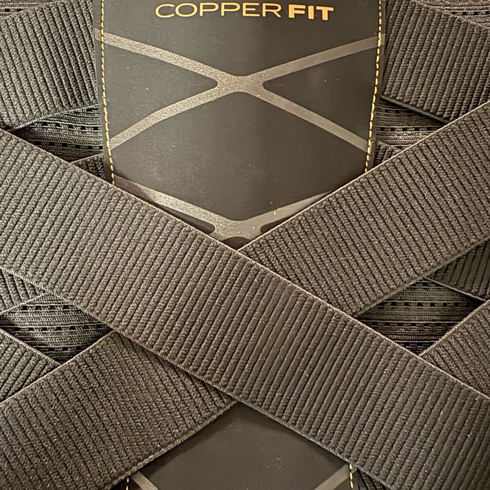 Copper Fit Black Compression Back Support NWOT Size Small/Medium - Picture 2 of 15